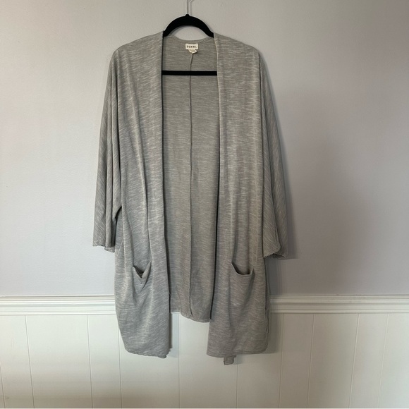Donni Women's 3/4 Sleeve Gray Ribbed Open Cardigan w/ Pockets Sz OSFA Plus GUC - Picture 2 of 8
